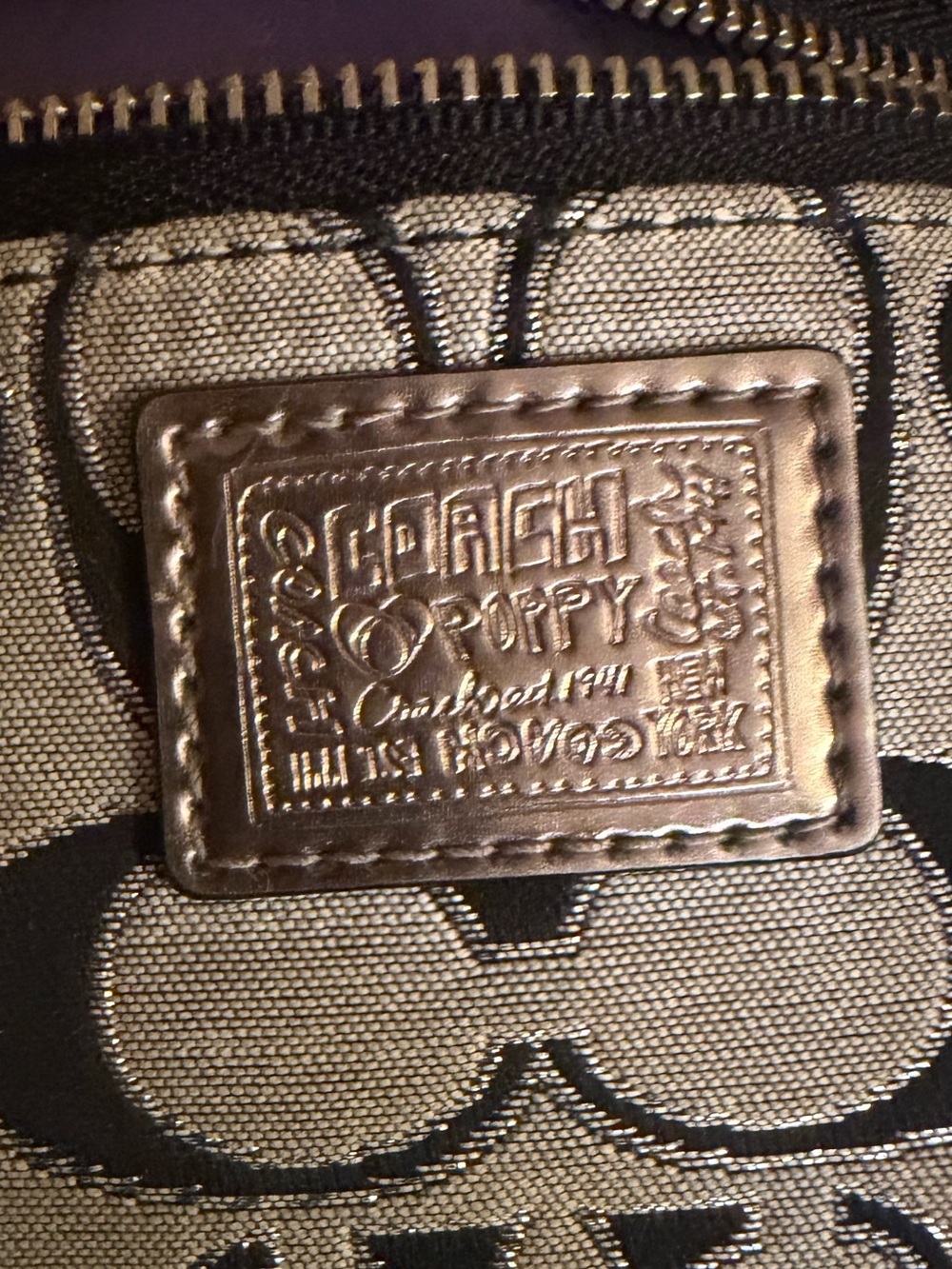 Coach Poppy Signature Black and Gray Crossbody Bag 2010 - Picture 6 of 6